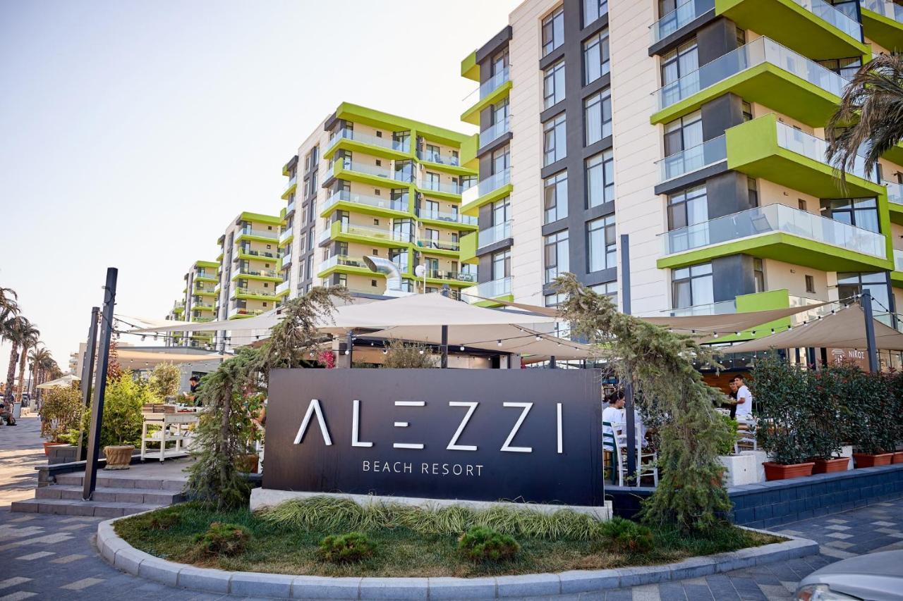 Maya Apartment- Spa N Pools Beach Resort Mamaia Buitenkant foto