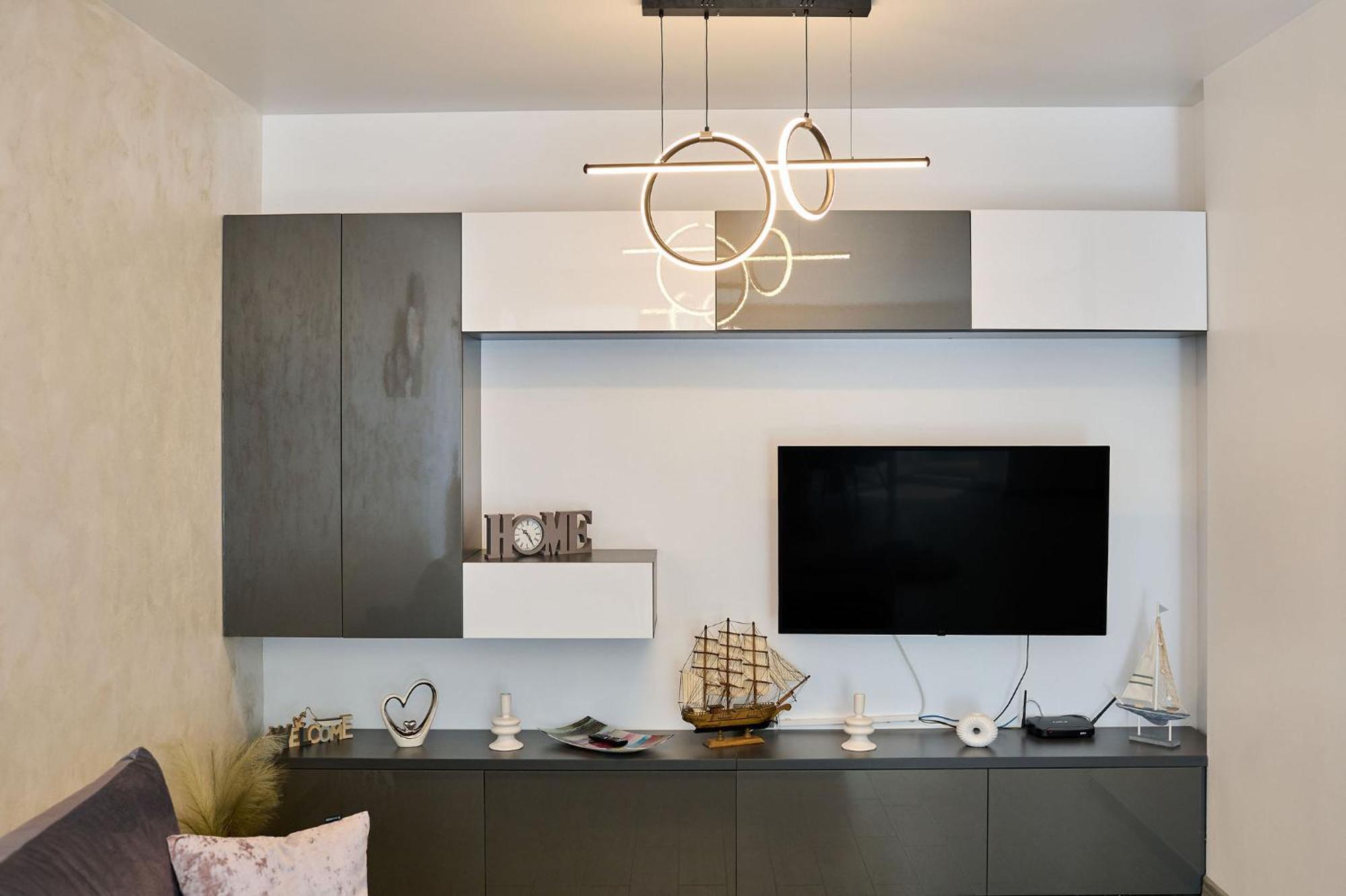 Maya Apartment- Spa N Pools Beach Resort Mamaia Buitenkant foto